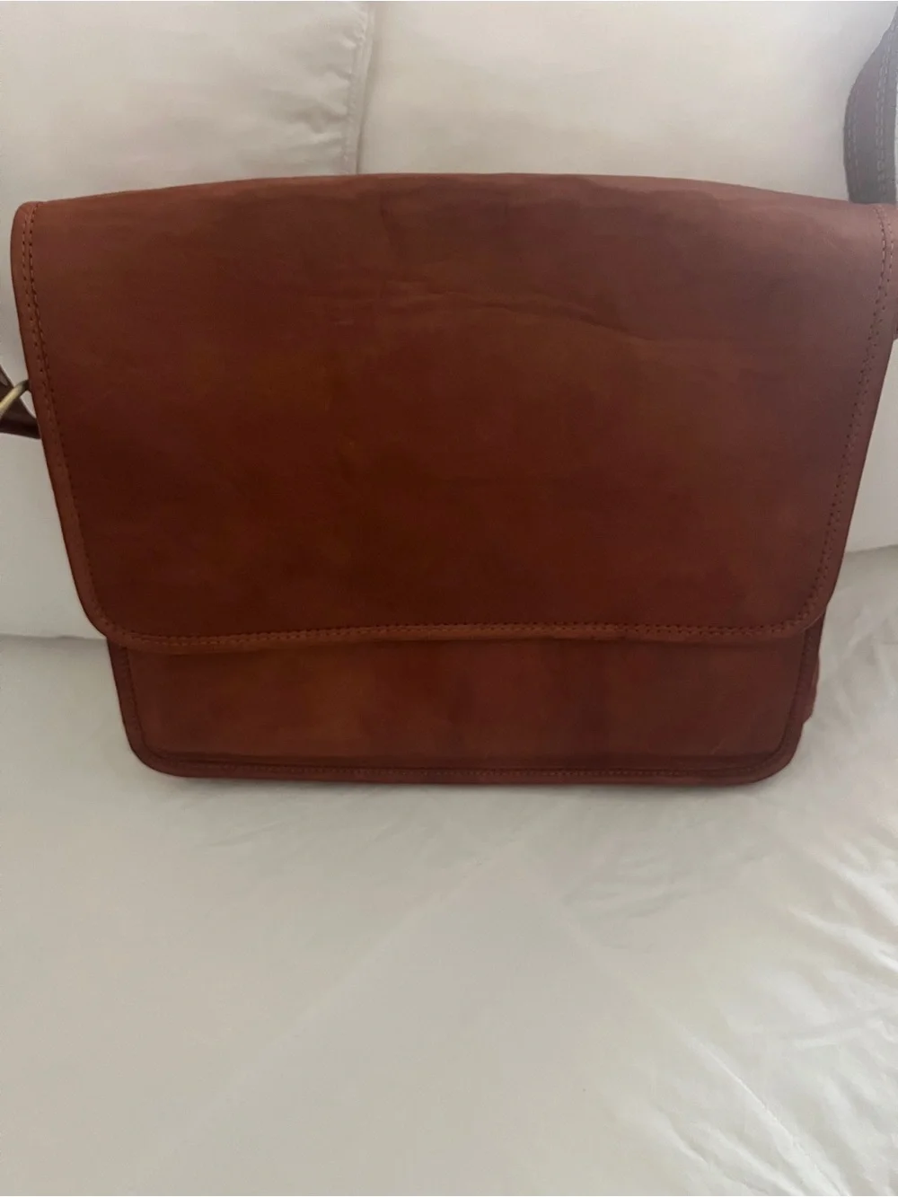 Men's Vin Leather Berliner  Messenger Bag in Cognac Brown - Classic Urban Carry